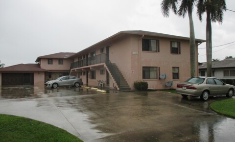 Apartments Near Paul Mitchell the School-Fort Myers 1221 SE 46th Lane for Paul Mitchell the School-Fort Myers Students in Fort Myers, FL