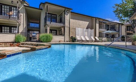 Apartments Near Advanced Beauty College 2401 L Don Dodson Drive for Advanced Beauty College Students in Irving, TX