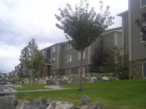 Legacy Ridge Apartments