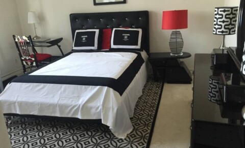 Apartments Near Make-up Designory 1pvt. bedroom/bath available May 1 for Make-up Designory Students in Burbank, CA