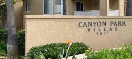 Oceanside Housing Bright 2bed/2bath plus loft condo near Sorrento Valley RP Canyon for Oceanside Students in Oceanside, CA
