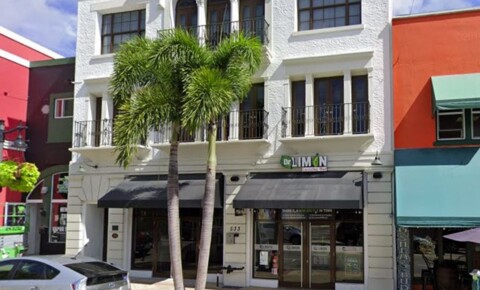 Apartments Near Hollywood Institute of Beauty Careers-West Palm Beach 533 Clematis Street for Hollywood Institute of Beauty Careers-West Palm Beach Students in West Palm Beach, FL