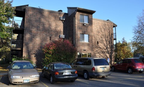 Apartments Near William Mitchell 7th Avenue Apartments for William Mitchell College of Law Students in Saint Paul, MN