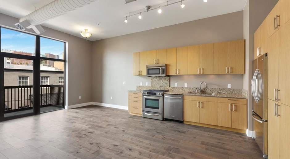 1 Bedroom, 1 Bath Condo in the Heart of Downtown Boise!