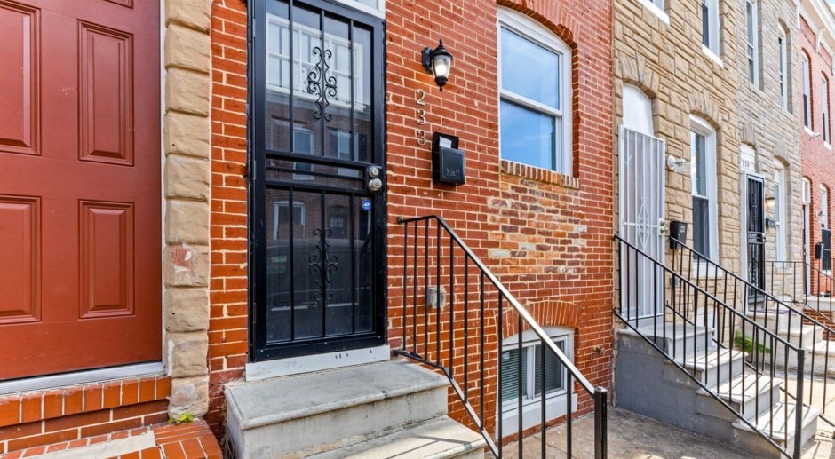 Parkside Haven: Contemporary 2-Bedroom Row Home Near Patterson Park