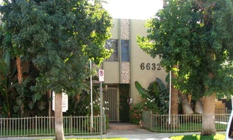 Apartments Near Santa Clarita 098 for Santa Clarita Students in Santa Clarita, CA