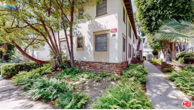 Double Spot for $1000 (negotiable) near UCLA for Fall Quarter