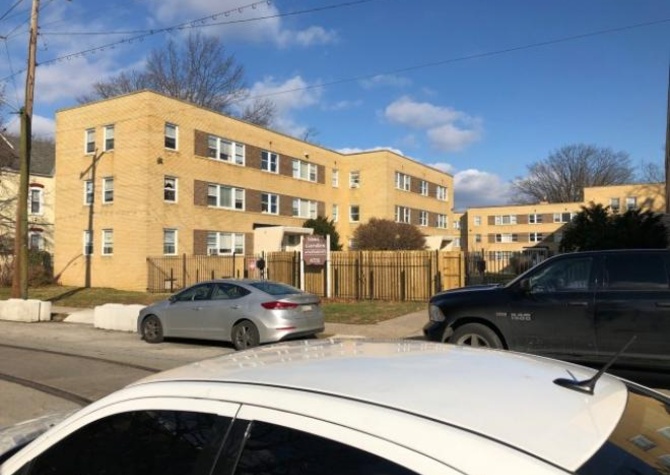 Apartments Near 6731 Musgrave St
