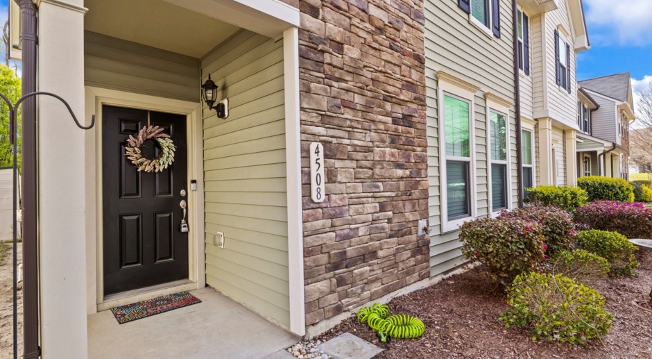 Fantastic Wake Forest 4 Bedroom Townhouse