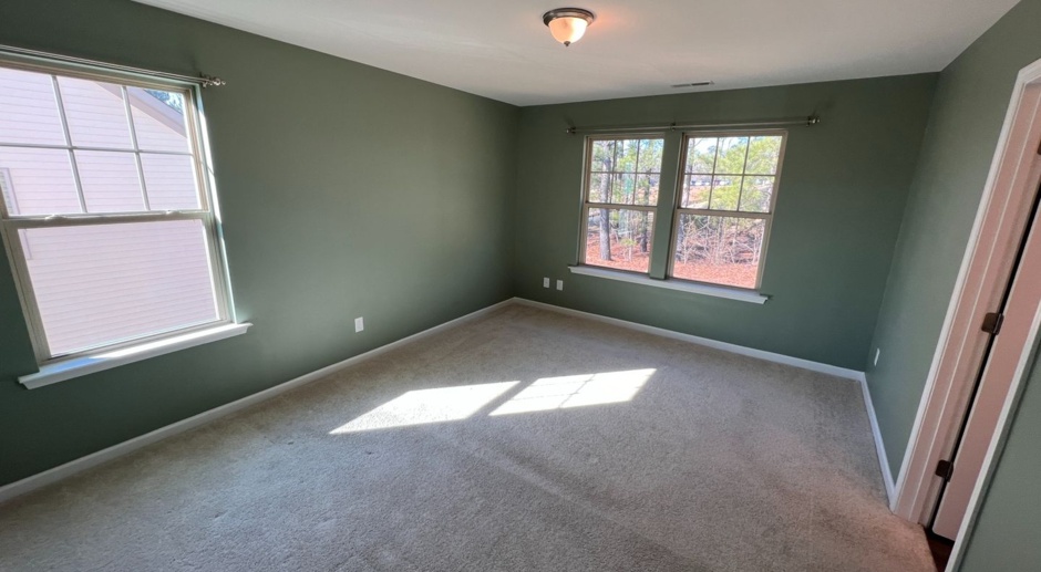 Room in 4 Bedroom Townhome at Sweet Basil Dr
