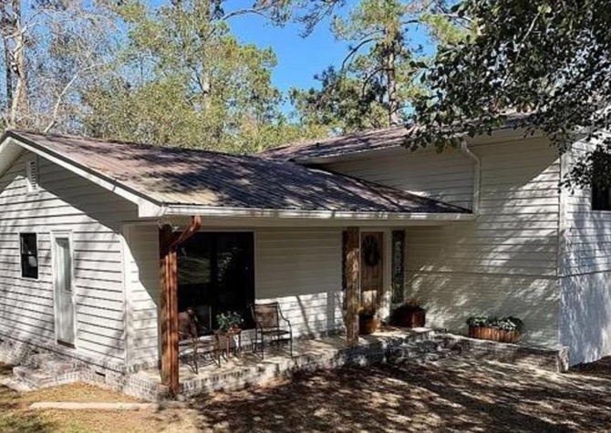 Houses Near Spacious 4BR Home with Oversized Garage and Fenced Backyard in Valdosta!