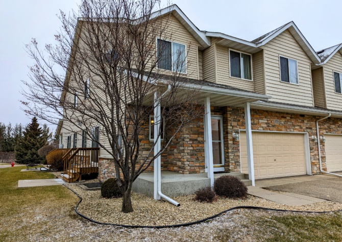 Houses Near Great 3 BR Townhome in Lakeville available 12/15