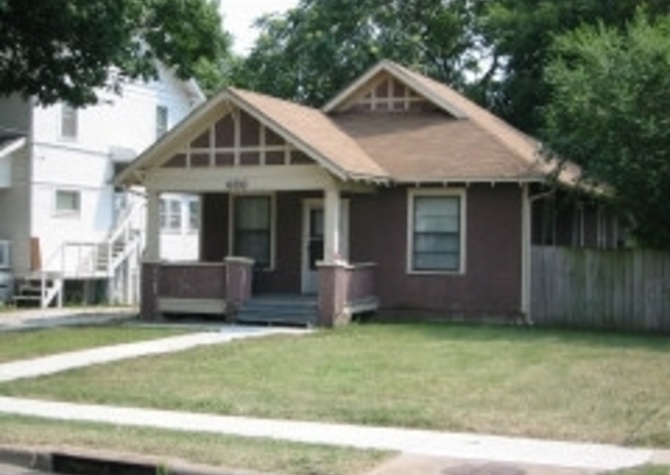 Houses Near 626 E. Grand - 3BR House Across from MSU Campus!