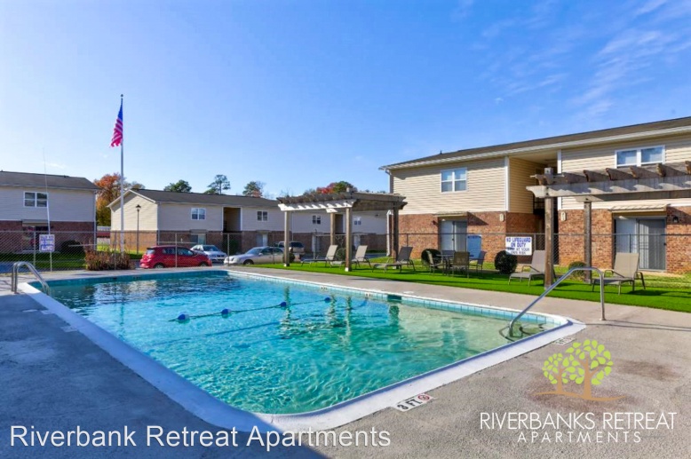Riverbanks Retreat Apartments 737 Park Place Lane