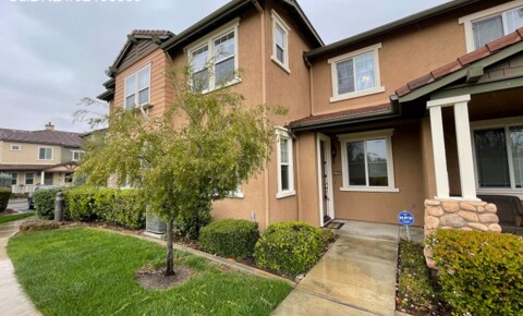 Houses Near Four-D College Price Lowered! Riverside 3 Bedroom Townhouse for Four-D College Students in Colton, CA