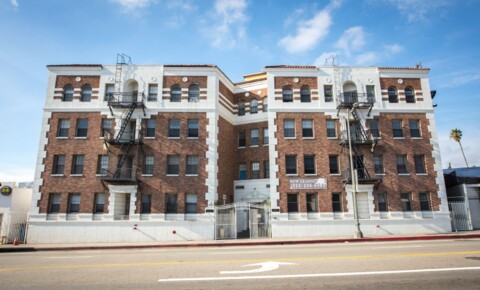 Apartments Near ELAC Avondale for East Los Angeles College Students in Monterey Park, CA