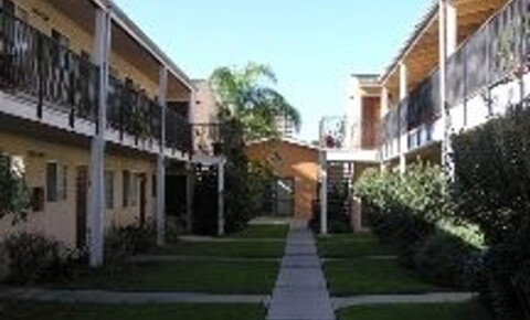 Apartments Near Allied American University MAPLE for Allied American University Students in Laguna Hills, CA