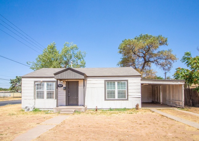 Houses Near $950/month for updated 3-bedroom home. Don’t miss out!