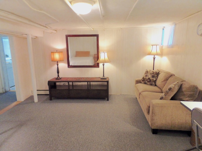 Oct 1st - Tufts Campus - Furnished One Bedroom Apt with All Included
