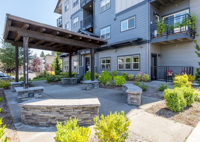 Houses Near Stunning 1 Bed, 1 Bath Condo in Beaverton!! Access to Clubhouse, Community Pool, Gym and more!!