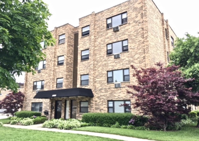 Houses Near 2 Bed, 2 Bath Condo For Rent! In-Unit W&D! Parking Included! 