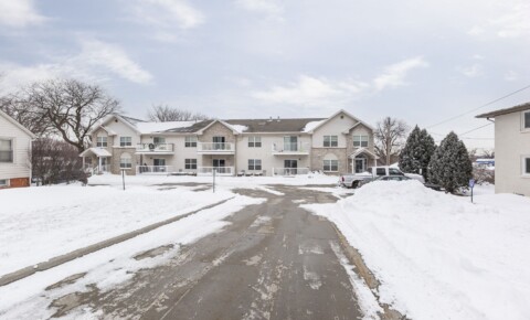 Apartments Near Papillion Kealy Properties | 13122 for Papillion Students in Papillion, NE