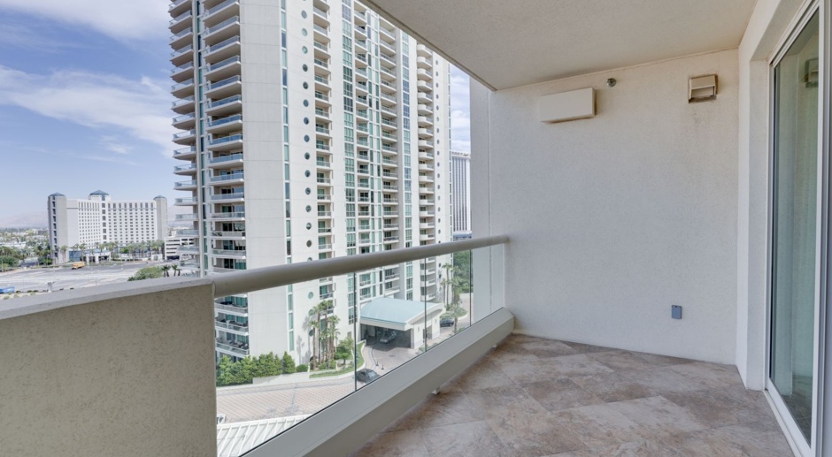 GORGEOUS VIEWS FROM 8th FLOOR UNIT located at Turnberry Place tower 3!