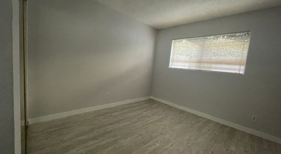 Spacious and Bright Upper Level Unit Ready For Move In! 