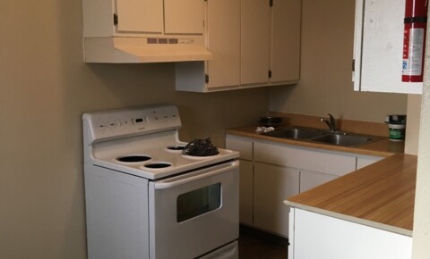 Apartments Near TMCC 160 Linden Street  for Truckee Meadows Community College Students in Reno, NV