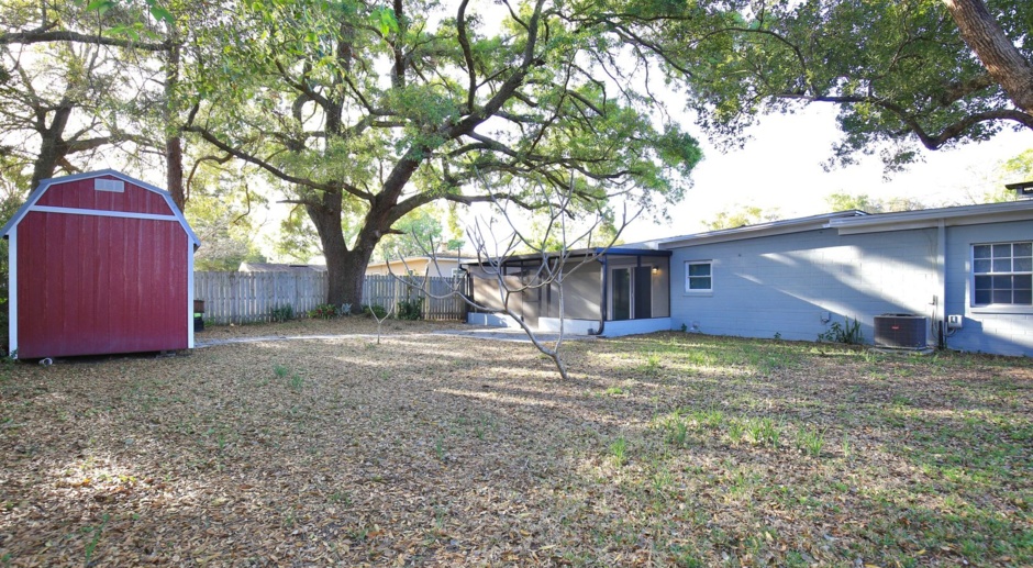 Beautifully Renovated 2/1 Ranch-Style Home with a Large Fenced Backyard and 1 Car Garage and in Colonial Acres Neighborhood - Orlando!
