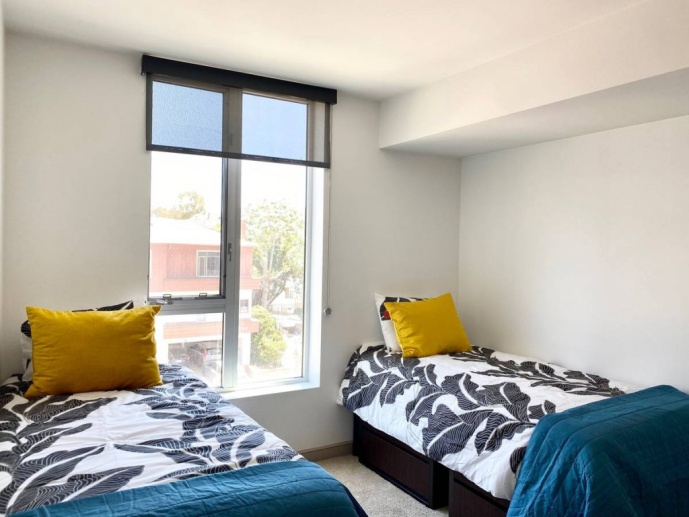 3+3 Furnished for 6 - $983 Per Person at UCLA!