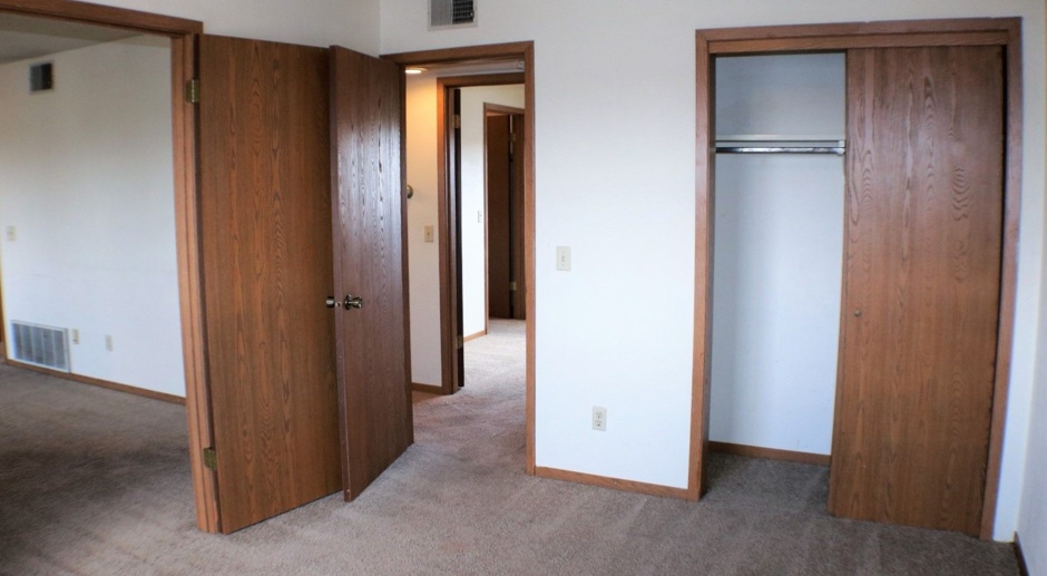 $1025 | 2 Bedroom, 1 Bathroom Condo | No Pets | Available for August 1st, 2024 Move In!