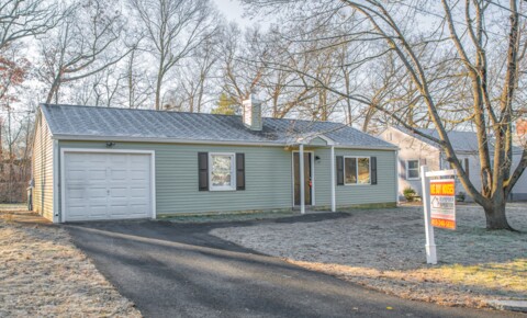 Houses Near AIC Beautiful Updated Ranch for Rent! for American International College Students in Springfield, MA