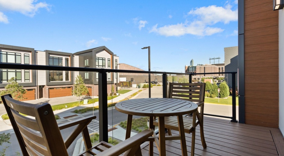 FURNISHED RENTAL: Luxury Townhome in Exclusive Titletown District