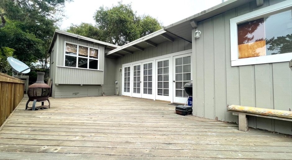One Bedroom Single Family Home in Pacific Grove