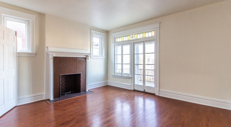 2 Bedroom unit, newly rehabbed, available now with a Move in Special