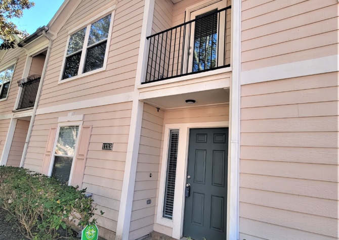 Houses Near 2 bed/2 ba townhome in the Heights!