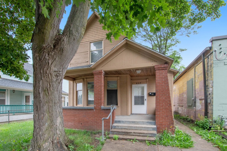 407 Barth - Updated Three Bedroom Home