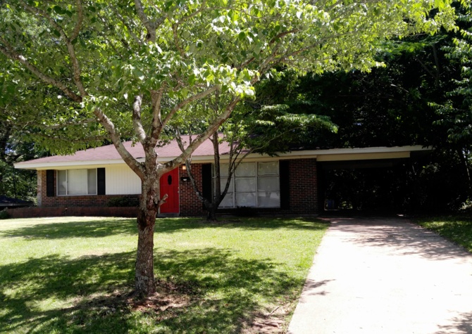 Houses Near 3526 Cottonwood Dr. In Forrest Hills neighborhood