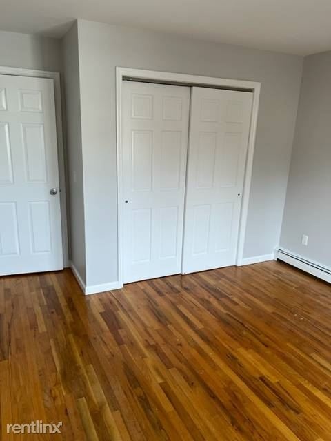 Spacious 4 Bedroom, 2 Bathroom Apartment On 1st Floor On Private Home - Located In Yonkers