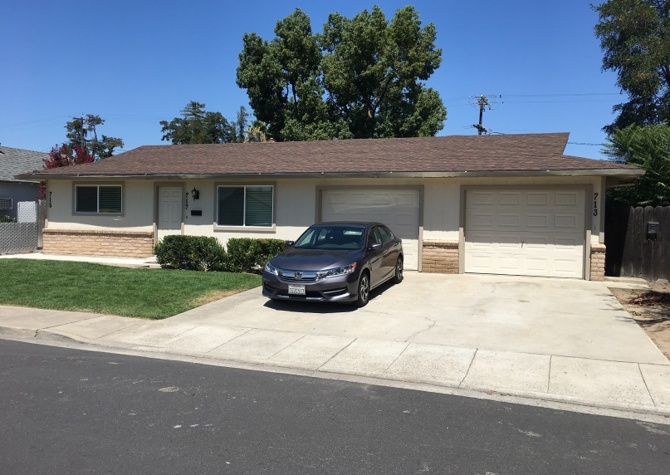 Houses Near Very cute 2 bedroom for rent in Central Manteca!
