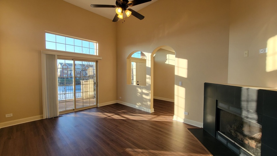 LUXURY END UNIT TOWNHOME WITH 3 BEDROOMS, 2 FULL BATHS, AND 2 HALF BATHS!