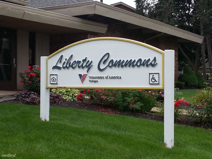 Liberty Commons Apts & Townhomes