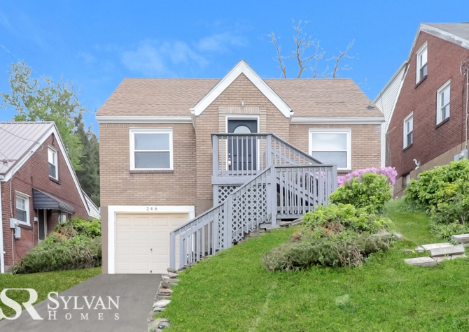 Houses Near Fall in love with this sweet 3BR 1.5BA home