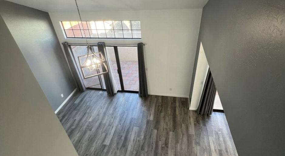 Beautiful Modern Central Townhome!!!