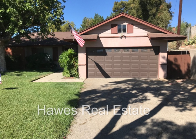 Houses Near Alta Loma - 3 Bed 2-Bath House with Large Yard For Lease