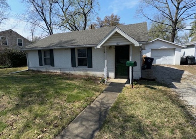 Houses Near 123 South Kenmore Drive, Evansville, Indiana 47714