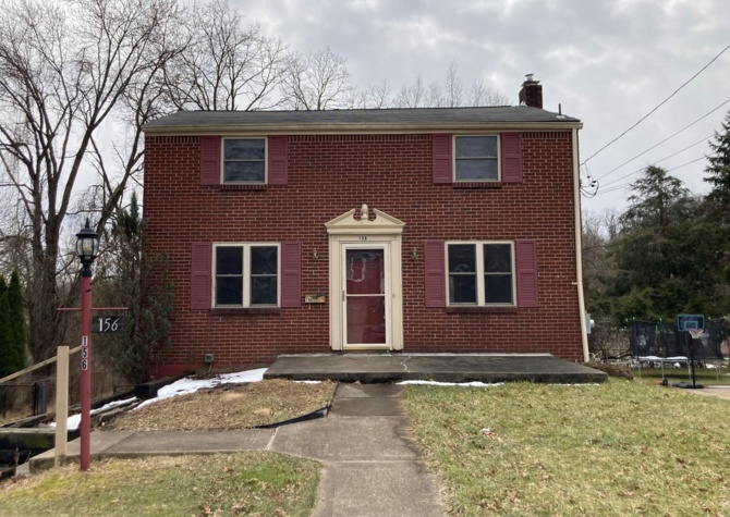 Houses Near $1450/mo -  Family Home 3Bd/1Ba - Available August 2024 - Penn Hills