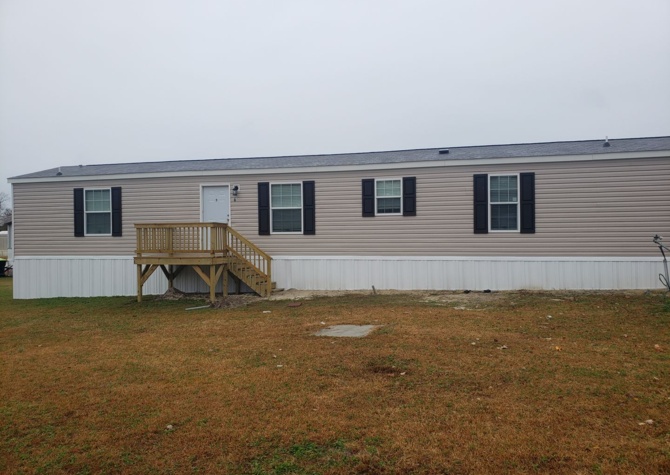 Apartments Near Onslow Estates Manufactured Home Community 