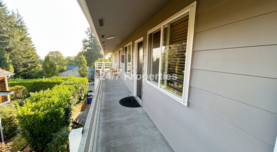 1BD I 1BA Apartment in the Hills of Portland - MOVE-IN SPECIAL OFFER! 